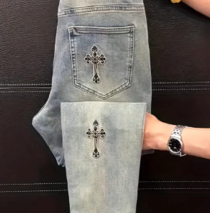 Jean court pour homme